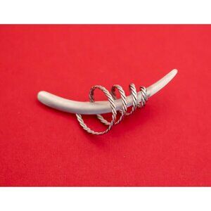 Vintage Silver Tone Abstract Spiral Brooch - F25